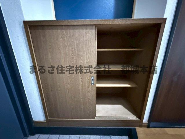 清藤マンションの洋室