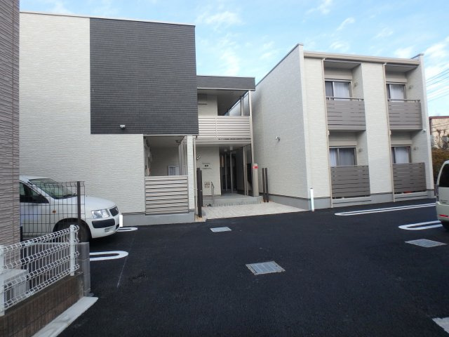 クレイノティアラの外観