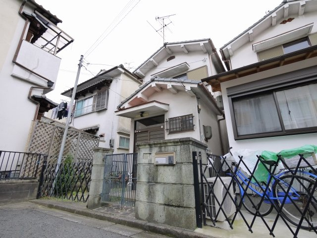 東九条戸建（231-25）の外観|数少ない人気の戸建部物件。