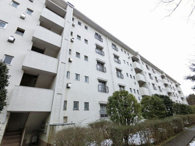 【外観】 | たまプラーザ団地4街区5号棟 | 総戸数1254戸のビッグコミュニティ
