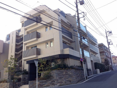 【外観】 | クリオ青葉台 | 南向きにつき陽当り良好！大通りに面していない為、静かで快適です♪