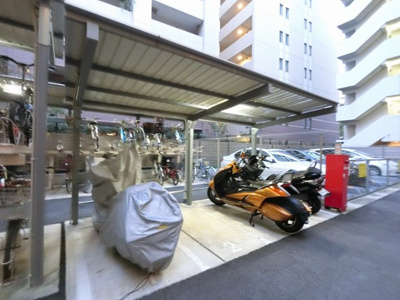 【その他共用部分】 | プレシス横濱山下町 | バイク置場