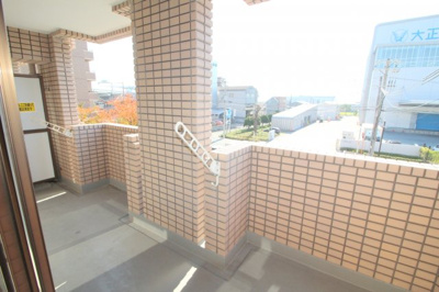【バルコニー】 | 空港リブレ大阪屋