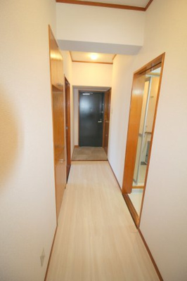 【内装】 | 空港リブレ大阪屋