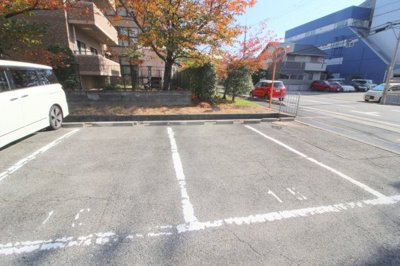 【駐車場】 | 空港リブレ大阪屋