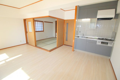 【居間・リビング】 | 空港リブレ大阪屋