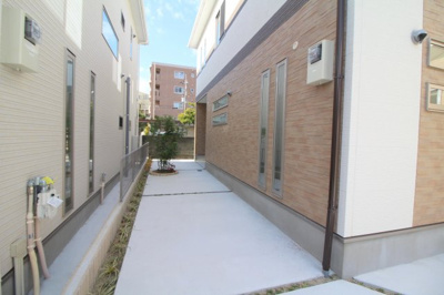 【駐車場】 | THALYS東豊中