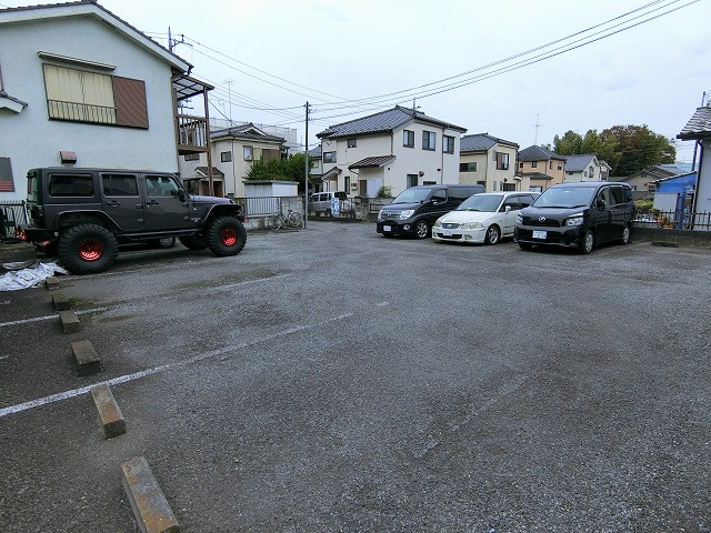 ハイムビアンカの駐車場