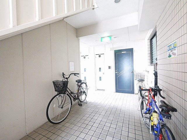 KASHIHARA CITY BUILDINGのその他共用部分|自転車置き場です
