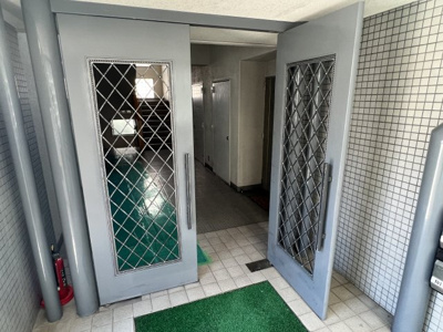 【ロビー】 | ファイブ西岡本