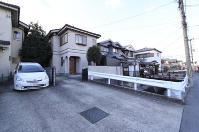 【駐車場】 | 良福寺戸建　北 | 駐車場があります