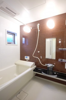 【浴室】 | 【シャーメゾン】ラスリーズＥ棟 | ユニットバスは浴室乾燥暖房機能付きです