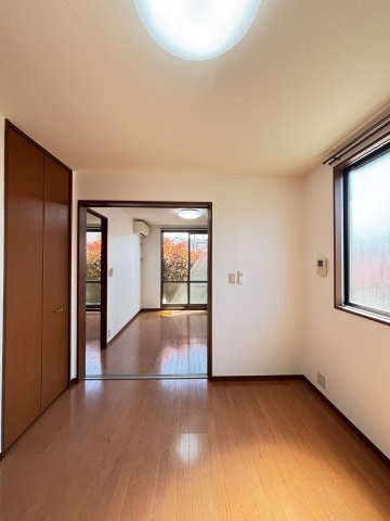 エポック・ヴィラ　B棟の居間・リビング|イメージA101号室の写真（反転あり）