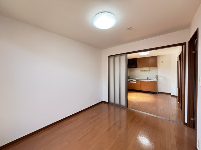 エポック・ヴィラ　B棟の居間・リビング