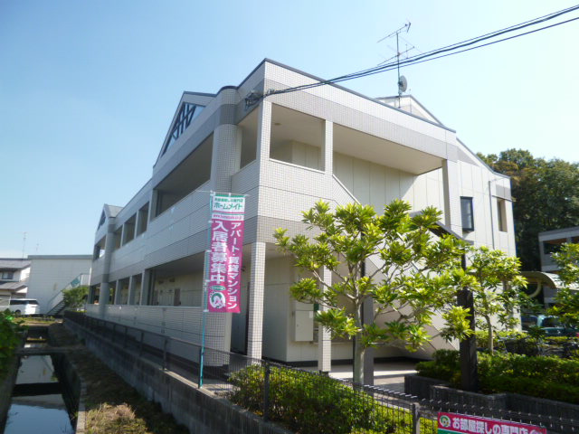 コンフォース亀山Ⅰの外観