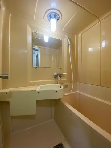三和マンションの浴室