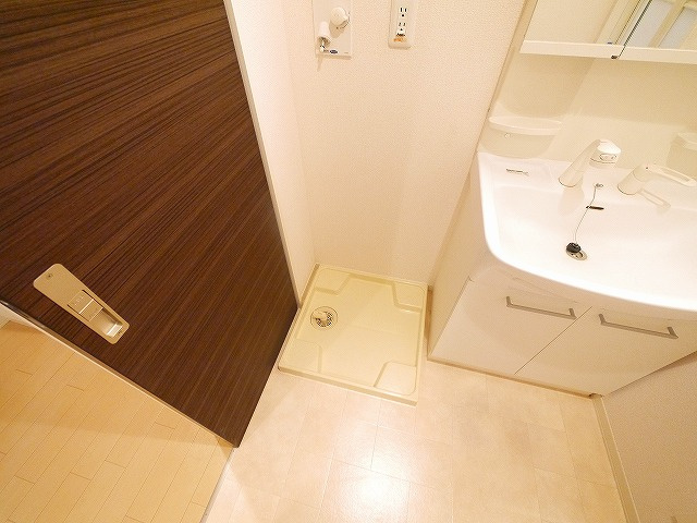 ヴィラーチェ船屋の設備|洗濯機置き場です
