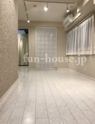 【居間・リビング】 | 第１２宮庭マンション