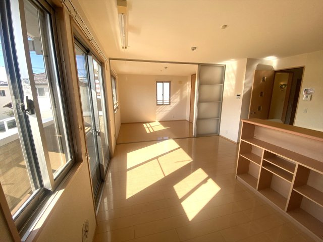 リビングタウン西条東　Ａ棟の収納