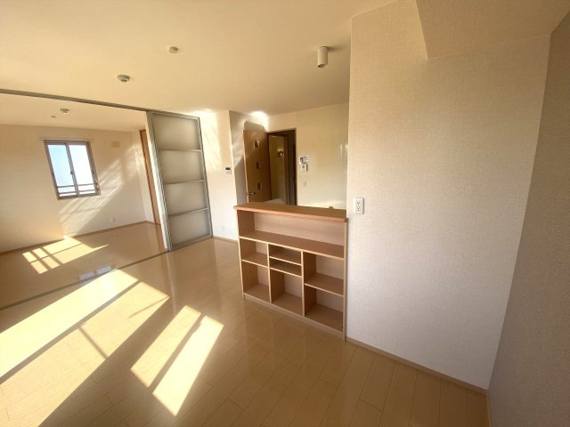 リビングタウン西条東　Ａ棟のバルコニー