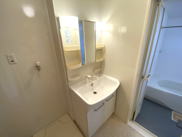 リビングタウン西条東　Ａ棟のキッチン