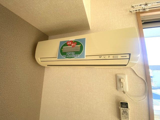 リビングタウン西条東　Ａ棟の玄関