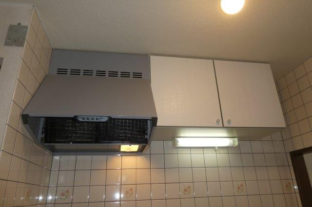 エスポワールのキッチン|キッチン上収納