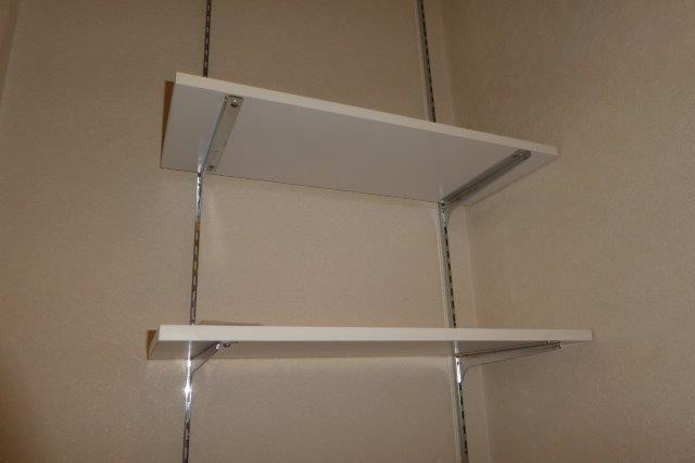 エスポワールの収納|洗濯機上棚