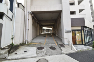 【エントランス】