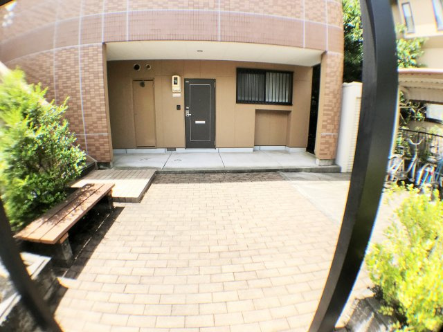 ルミナスハイムのエントランス