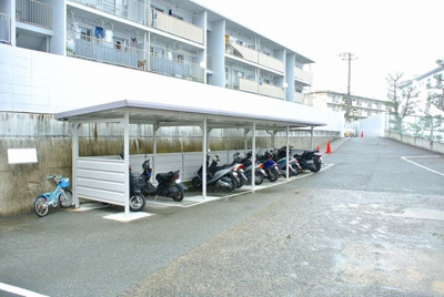 【その他共用部分】 | 上高丸厚生年金住宅３号棟 | バイク置き場あります！