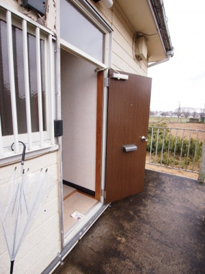 【玄関】 | コーポイトウ