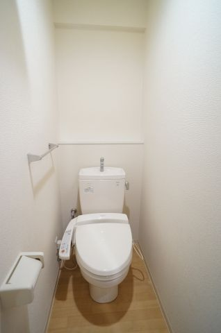 茜苑レジデンスのトイレ