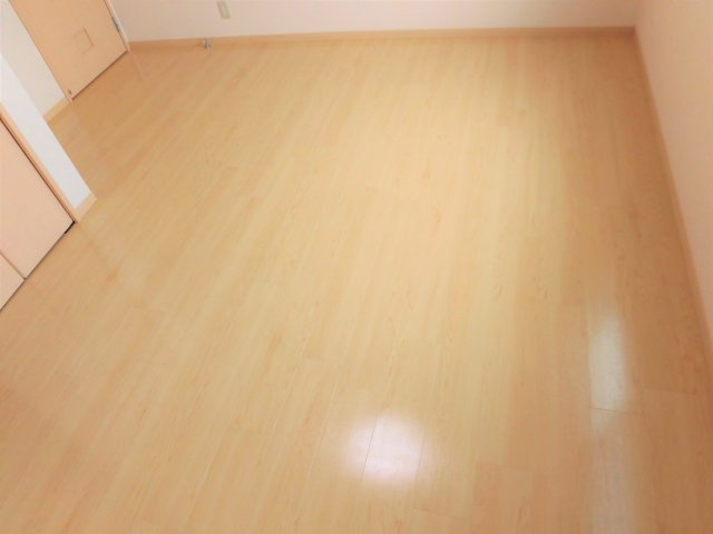 ハピネス花水木Bの洋室