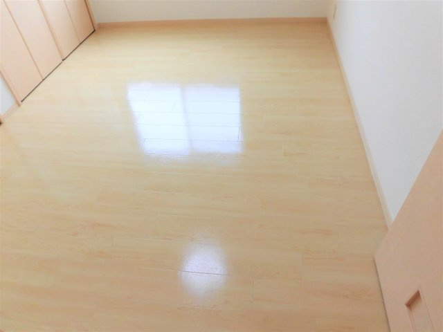 ハピネス花水木Bの洋室