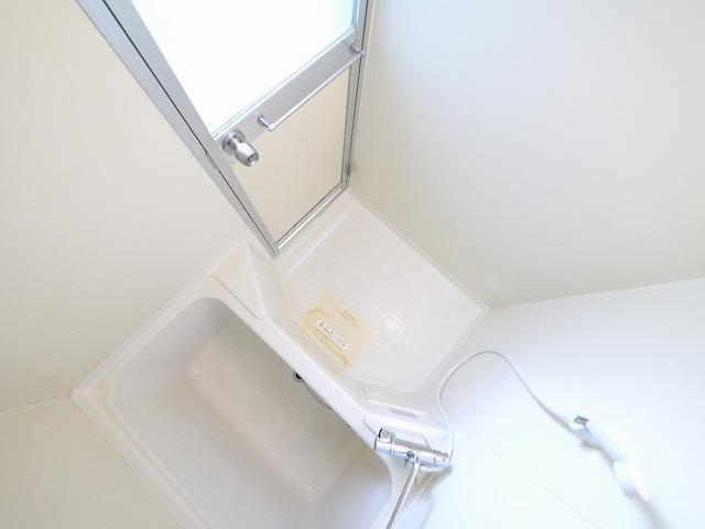 レインボーマンション瓦町の浴室|きれいなお風呂です