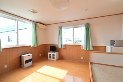 【洋室】 | ハイム幸A | 広々とした洋室です