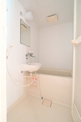 【浴室】 | ハイム幸A | 日々の疲れを癒すお風呂付です