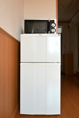 【設備】 | ハイム幸A | 2ドアタイプの冷蔵庫です