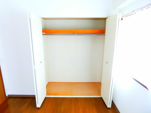 プロスベール北野田の収納