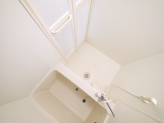 万葉Ⅰ（マンション万葉Ⅰ）の浴室|お風呂で日々の疲れを落としましょう