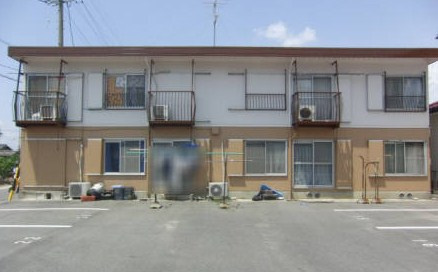 レスト北新川Bの駐車場