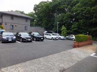 【駐車場】 | いつでも目の届く敷地内に駐車場があります♪お車をお持ちの方にもおすすめです！