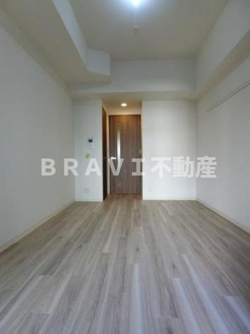 プレサンス谷町七丁目Ⅱ　BRAVI不動産の居間・リビング|【プレサンス谷町七丁目Ⅱ】おしゃれなリビングです