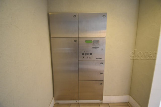 【エントランス】 | 宅配ボックス
