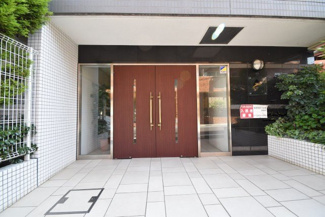 【エントランス】 | エントランス　オートロック完備