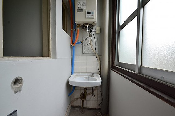 高匠マンションの洗面所
