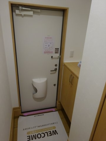 クレール18の玄関