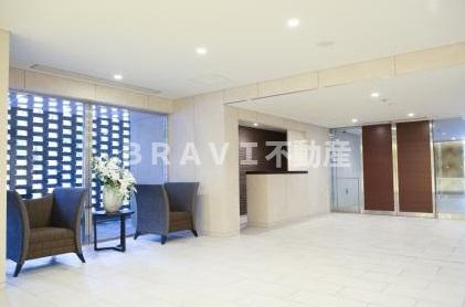 ザ・パークハビオ天満橋　BRAVI不動産のロビー|【ザ・パークハビオ天満橋】毎日通るロビーはこのようになっています