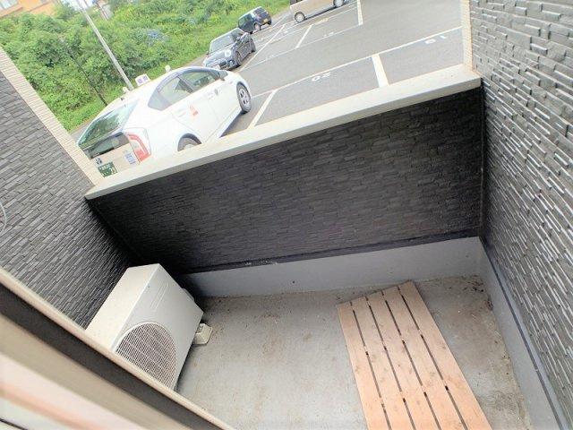 シャインアーチBのバルコニー